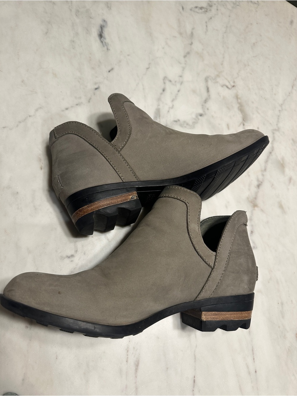 Sorel LOLLA™ CUT OUT BOOTIE size 8 - Picture 5 of 9